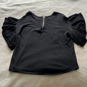 Beautiful detail black sweater